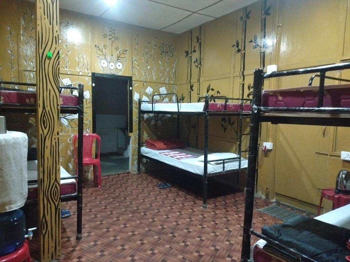 Hostel Backpackers'Haven Guwahati Exterior foto